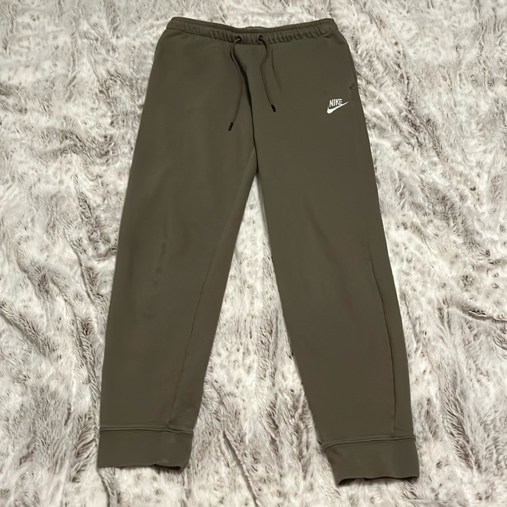 Nike Jogger (Medium) Olive
